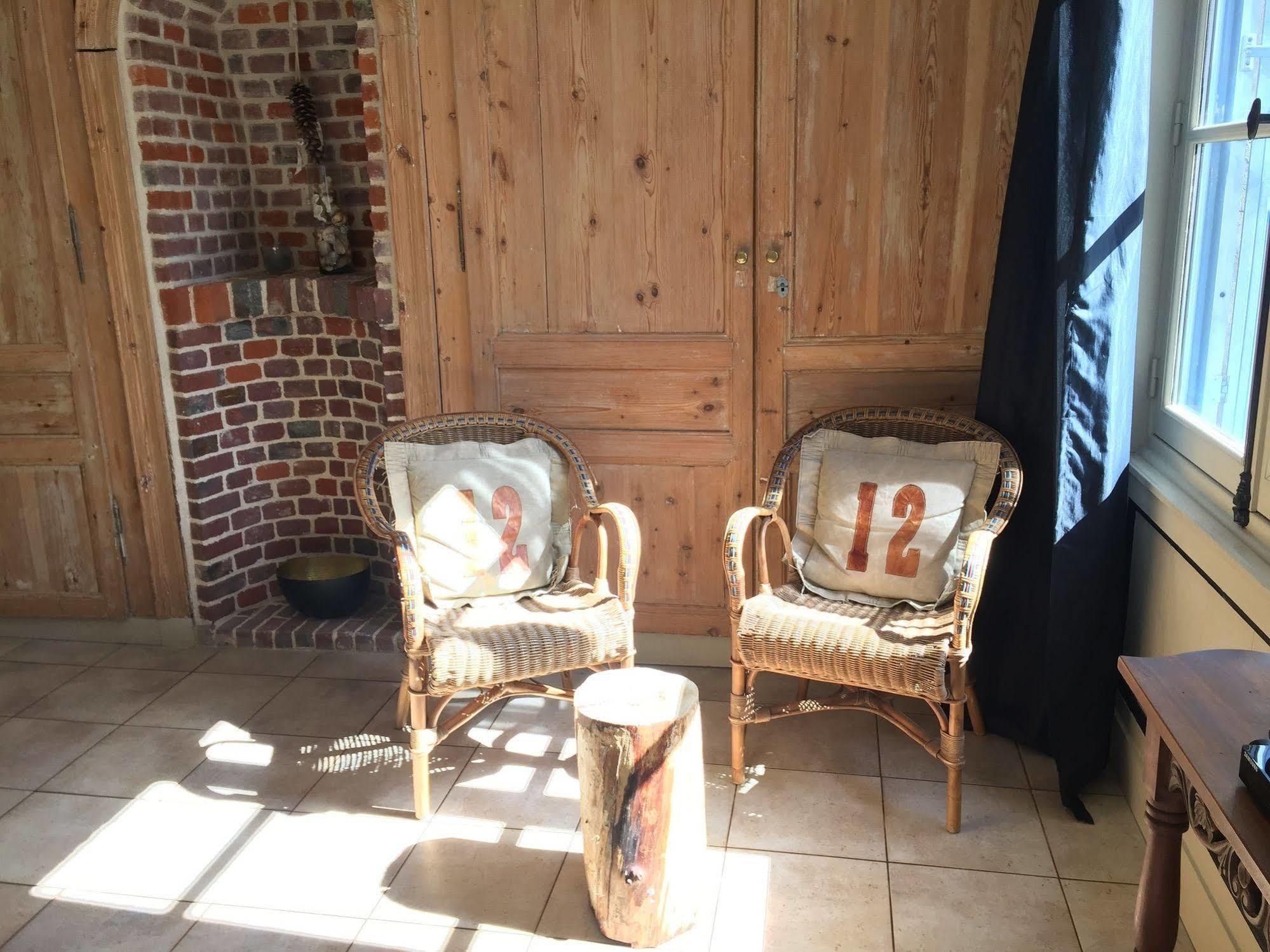 Appartements Du Clos Vorin Honfleur Exterior foto